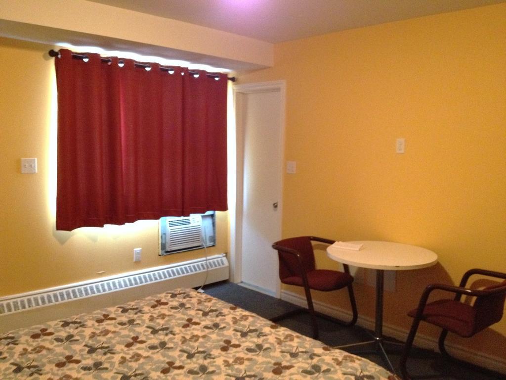 Motel Saint-Jacques Montréal Exteriör bild